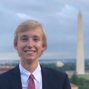 Meet your Posher, Chase